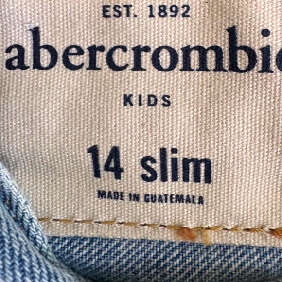 NWT Abercrombie Kids Boys 14 Slim Light Wash Straight Leg Jeans - Picture 4 of 7